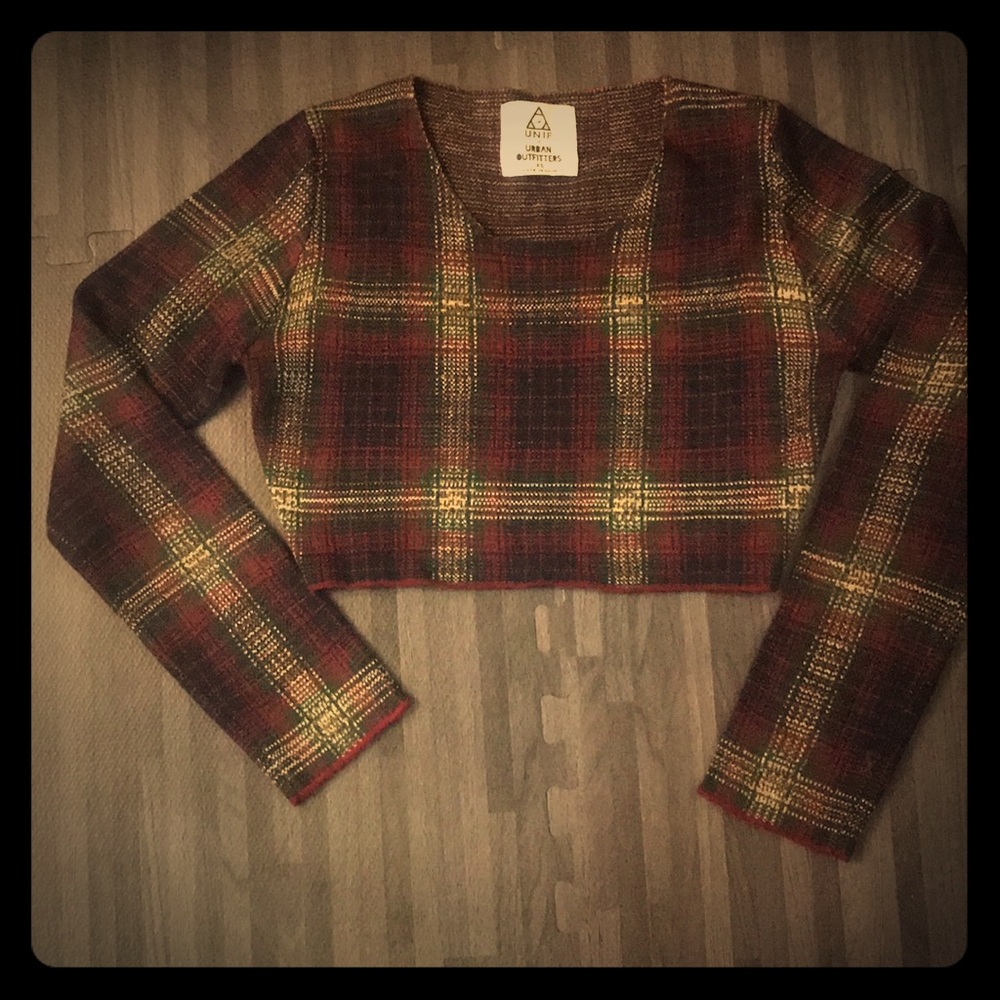 Long sleeve sweater crop top